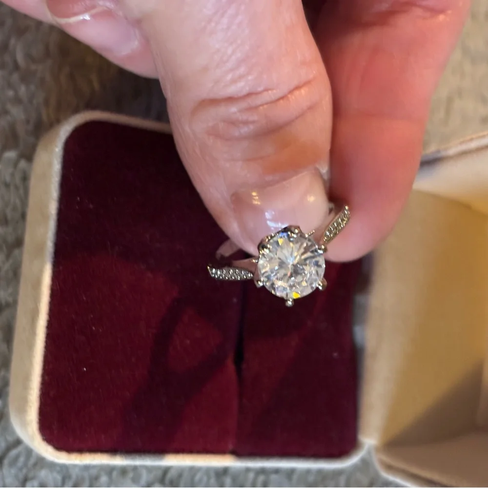 Sterling Silver Engagement Style Ring Size 6